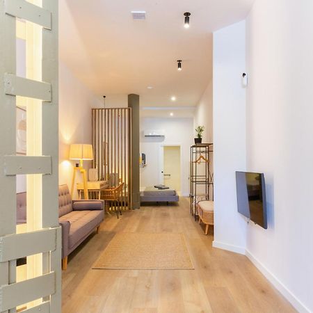 Mestalla Flats By Nomad Host Valencia Ngoại thất bức ảnh