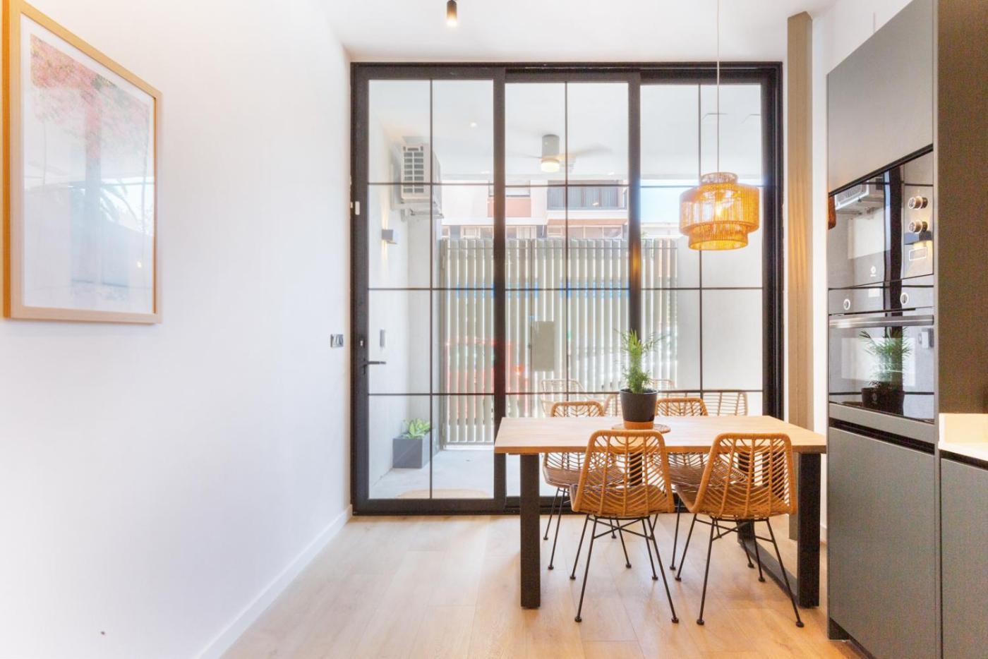 Mestalla Flats By Nomad Host Valencia Ngoại thất bức ảnh
