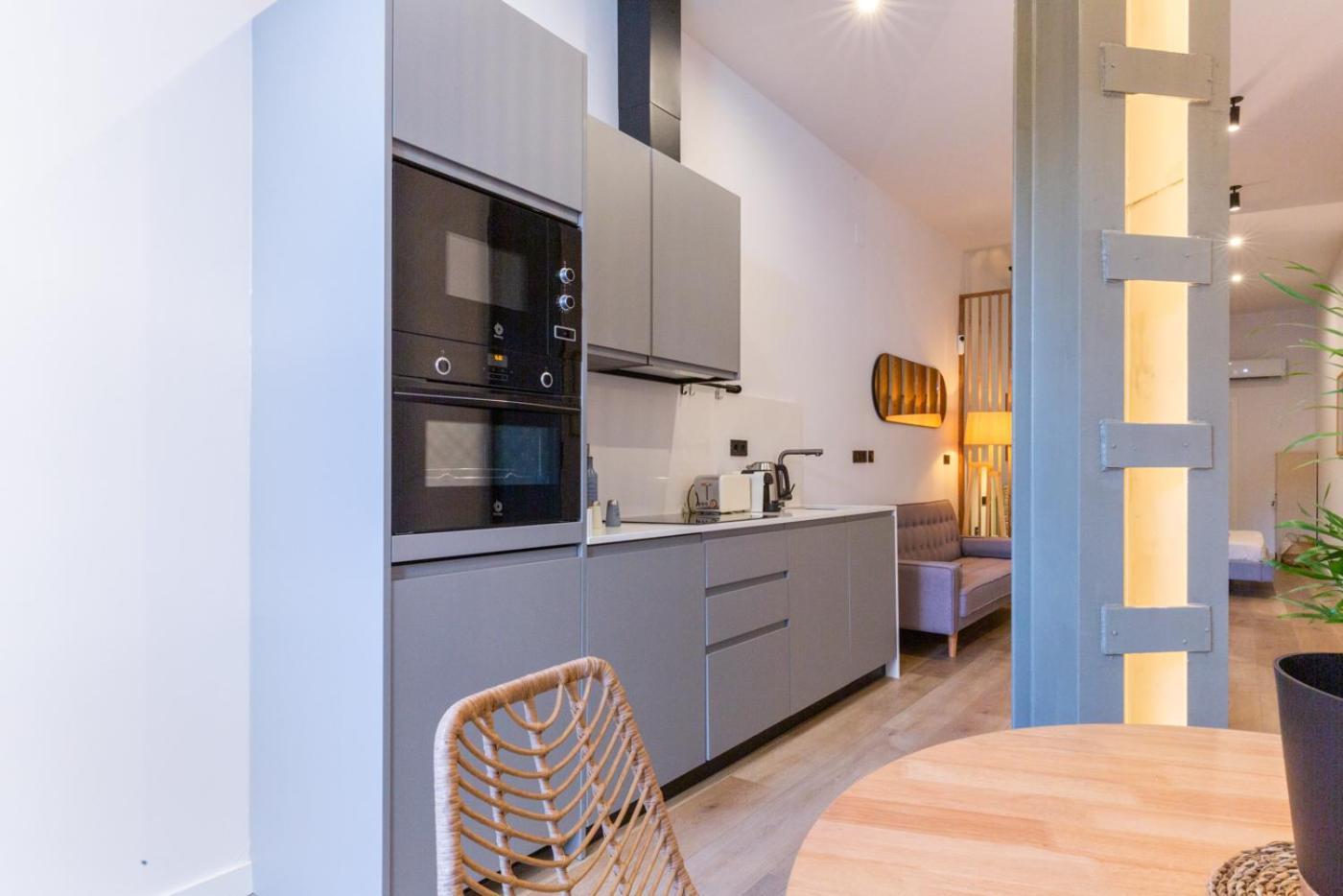 Mestalla Flats By Nomad Host Valencia Ngoại thất bức ảnh