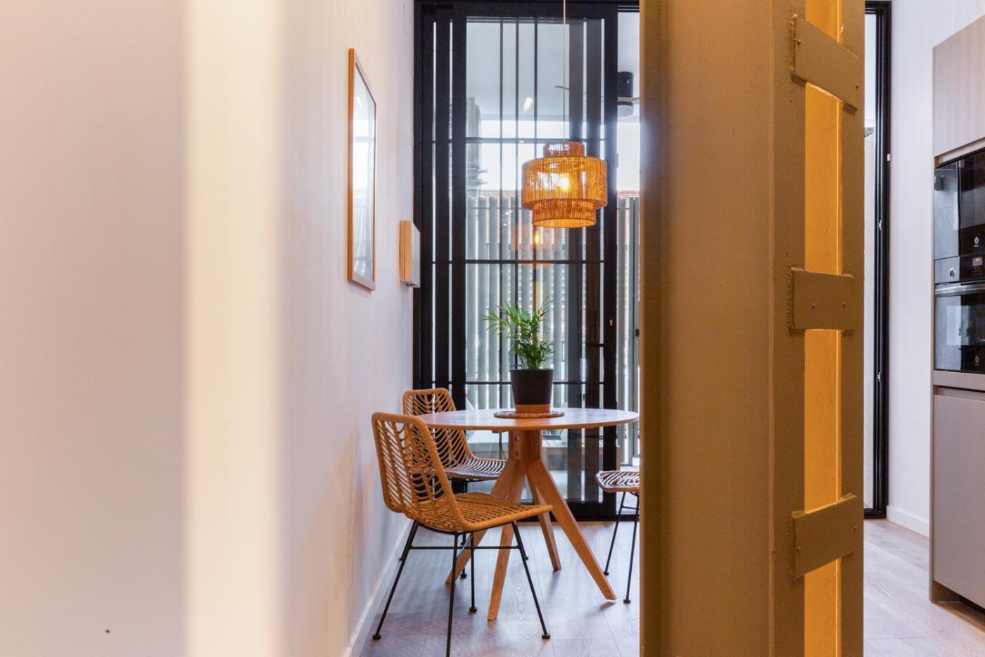 Mestalla Flats By Nomad Host Valencia Ngoại thất bức ảnh