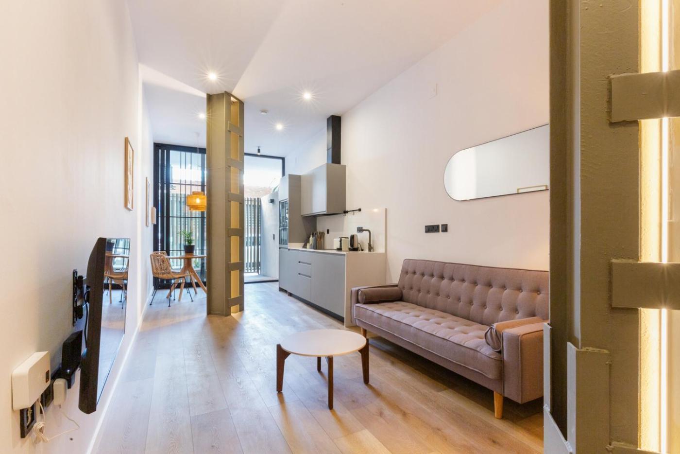 Mestalla Flats By Nomad Host Valencia Ngoại thất bức ảnh