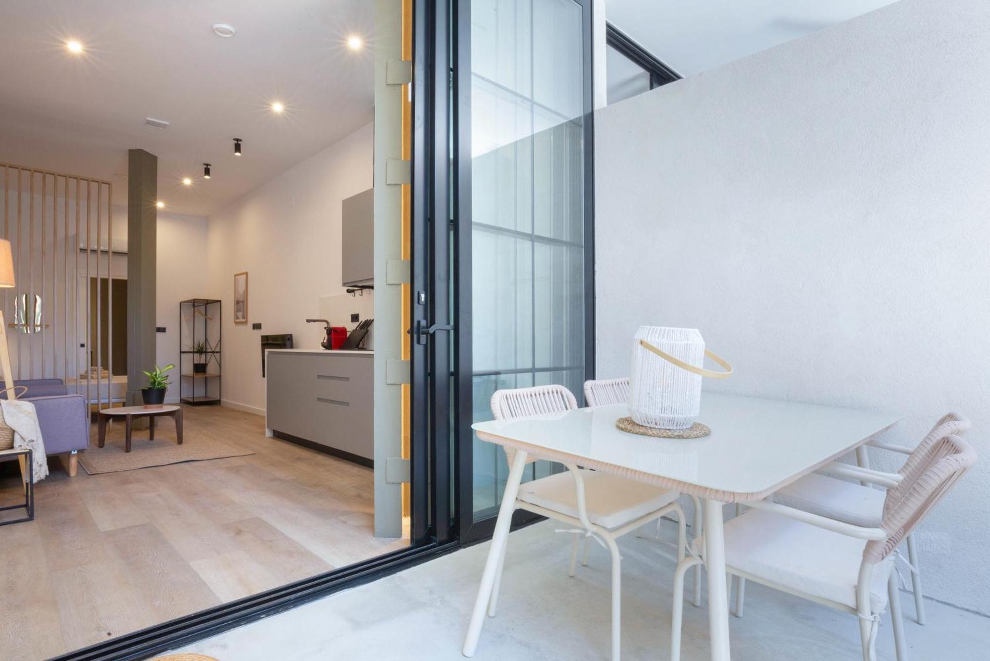 Mestalla Flats By Nomad Host Valencia Ngoại thất bức ảnh